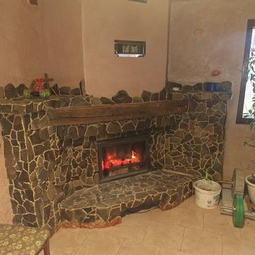 Іваниківська, 11