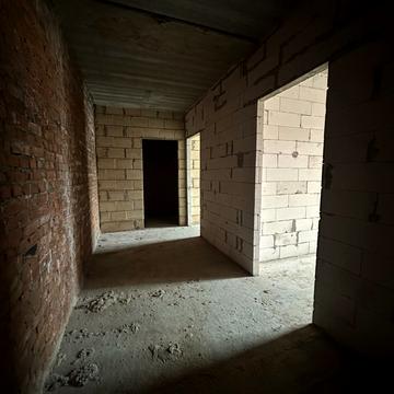 Молодіжний пров., 42