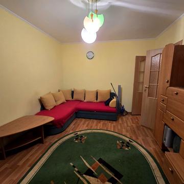 Капушанська вул., 100