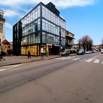 Грушевського вул., 51