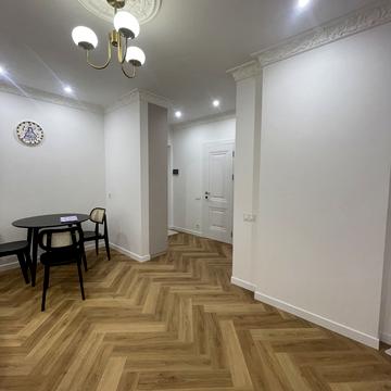 Льонокомбінатівська вул., (Будинок 1)