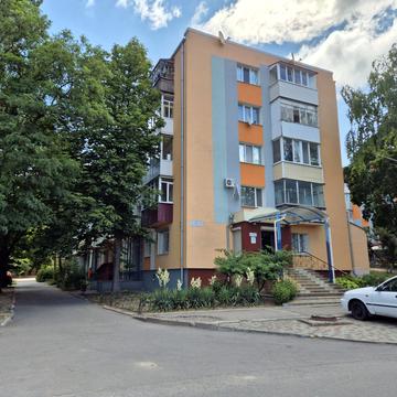 Грушевского Михайла, 16