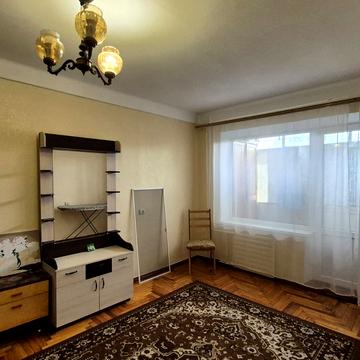 Чарівна вул., 127