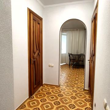 Свободи вул., 8а