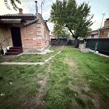 Христини Алчевської пров. (Першотравневий), 16/14