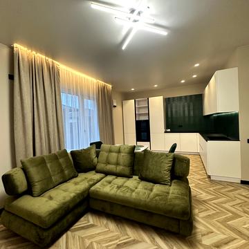 Центральна