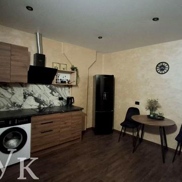 Сергія Мартина вул., 4Б