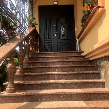 Незалежності вул.