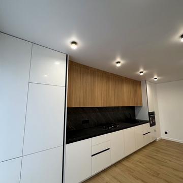 Миколи Боголюбова вул., 3