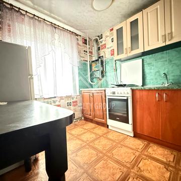 Тесленка вул., 12