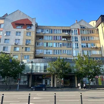 Академіка Белелюбського вул. (Краснозаводська), 13