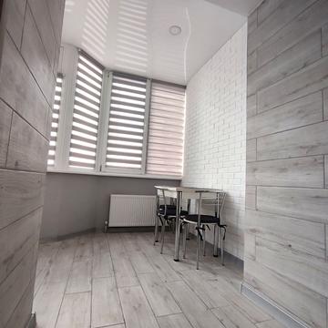 Івана Похитонова вул., 9