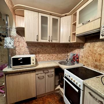 Сергія Амброса вул., 98