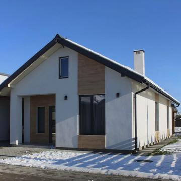 Центральна