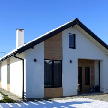 Центральна