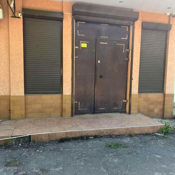 Дмитра Яворницького вул., 8