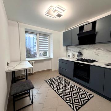 Стрийська вул., 93