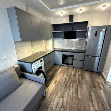 Валерія Самофалова вул. (Каманіна), 16а/1