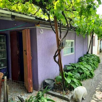 Єфімова вул., 18