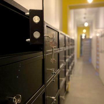 Садова вул., 5