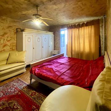 Князя Володимира Великого просп., 77а