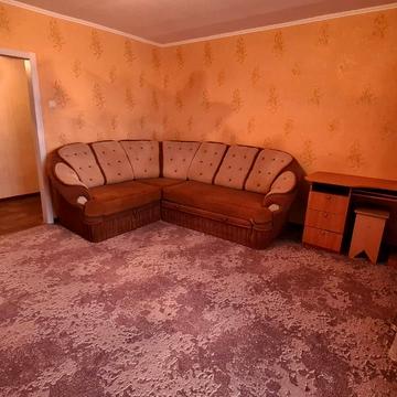 Нескорених вул., 46