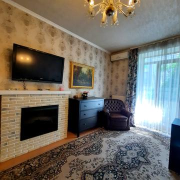 Старокозацька вул. (Комсомольська), 24