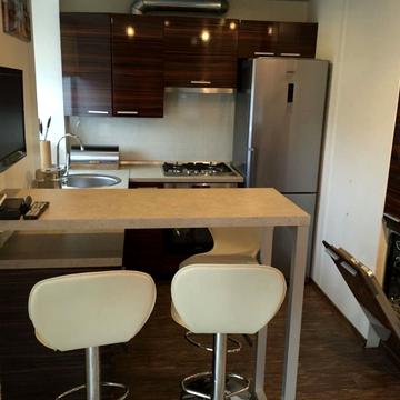 Олександра Поля просп. (Кірова), 62