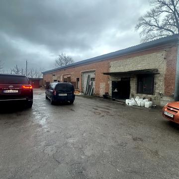 Євгена Маланюка вул., 2б