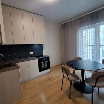 Краснова вул., 2а