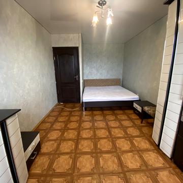 Свято-Миколаївська вул. (Леніна), 13