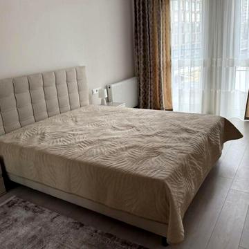 Під Голоском вул., (Будинок 4)