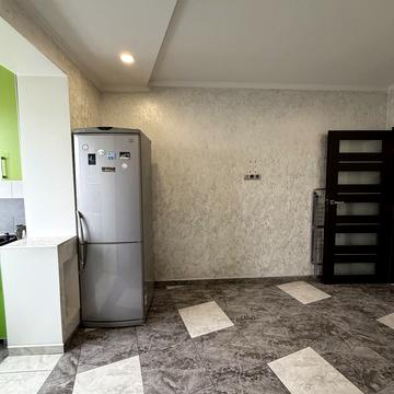 Володимира Івасюка вул., 10