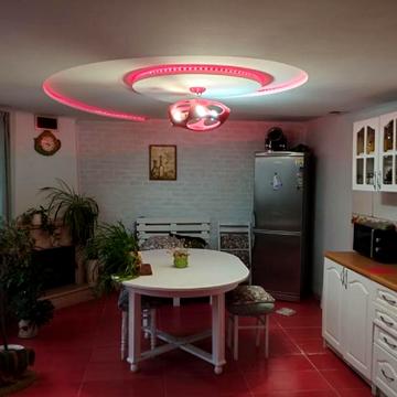 Кордонна вул., 5