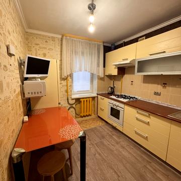 Зарічанська вул., 50