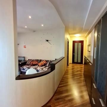 Любарського вул. (Білостоцького), 4-А