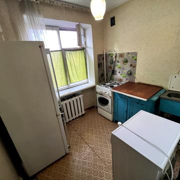 Романа Шухевича вул. (Курчатова), 3