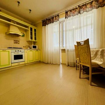 Бабкіна пров., 6