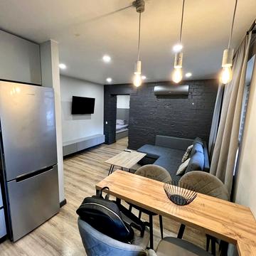 Левка Лукяненка вул. (Василя Жуковського), 4-А