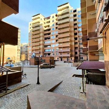 Зоопаркова вул., 8в