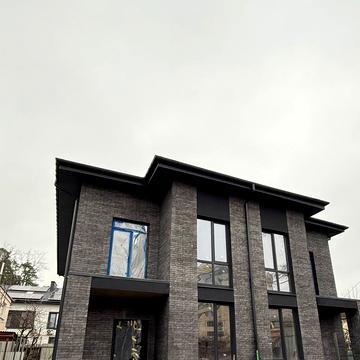 Садова вул., 30