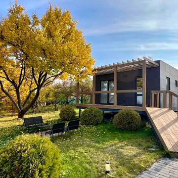 Абрикосова, 13