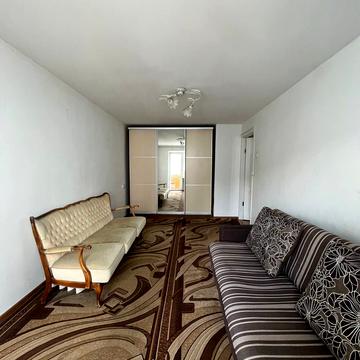 Степана Бандери вул., 4