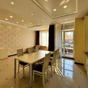 Порохова вул., 8