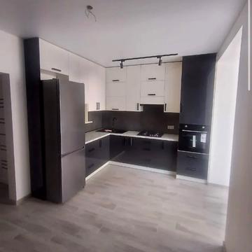 Пасічна вул., 171