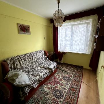 Михайла Максимовича вул., 9а