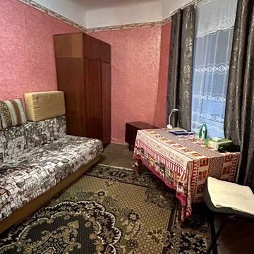 Михайла Драгоманова вул., 26