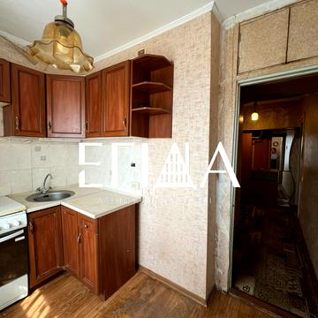 Юрія Бутусова вул. (Панфіловців), 8