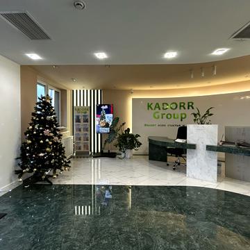 Перлинна вул., 8