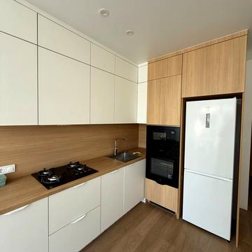 Золота вул., 2